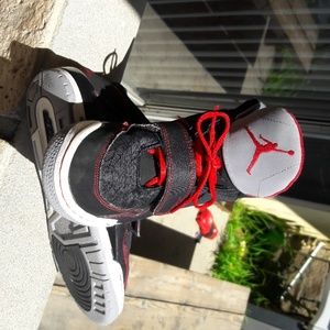 Boys Jordan's hightops